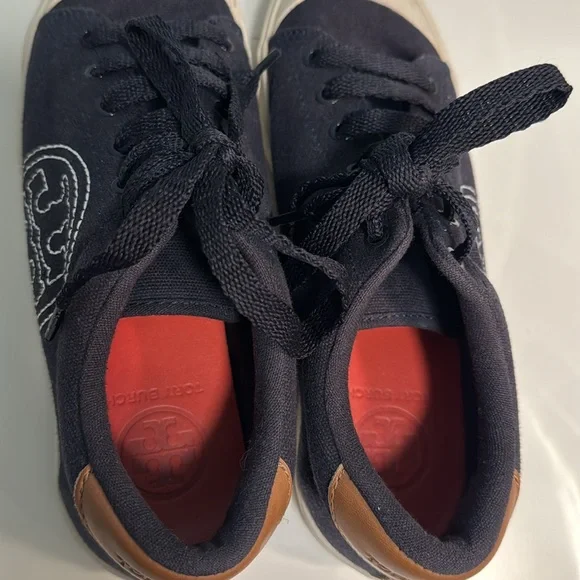 Like new Tory Burch Navy and White “Wally” Sneakers, size 6 - Picture 6 of 7